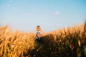 Read more about the article Die Gebärmutter und weibliche Energie: Das Zentrum des Lebens, der Intuition und der Transformation